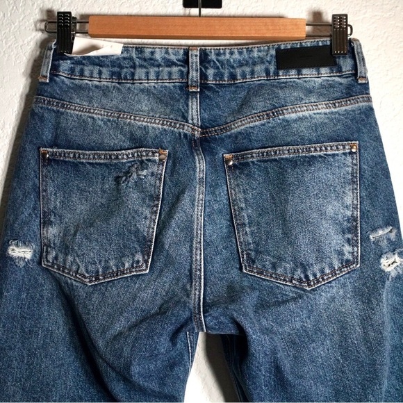 Zara TRF High Rise Distressed Raw Hem Denim Fish Net Ripped Knee Jeans Size 4 - Picture 7 of 9